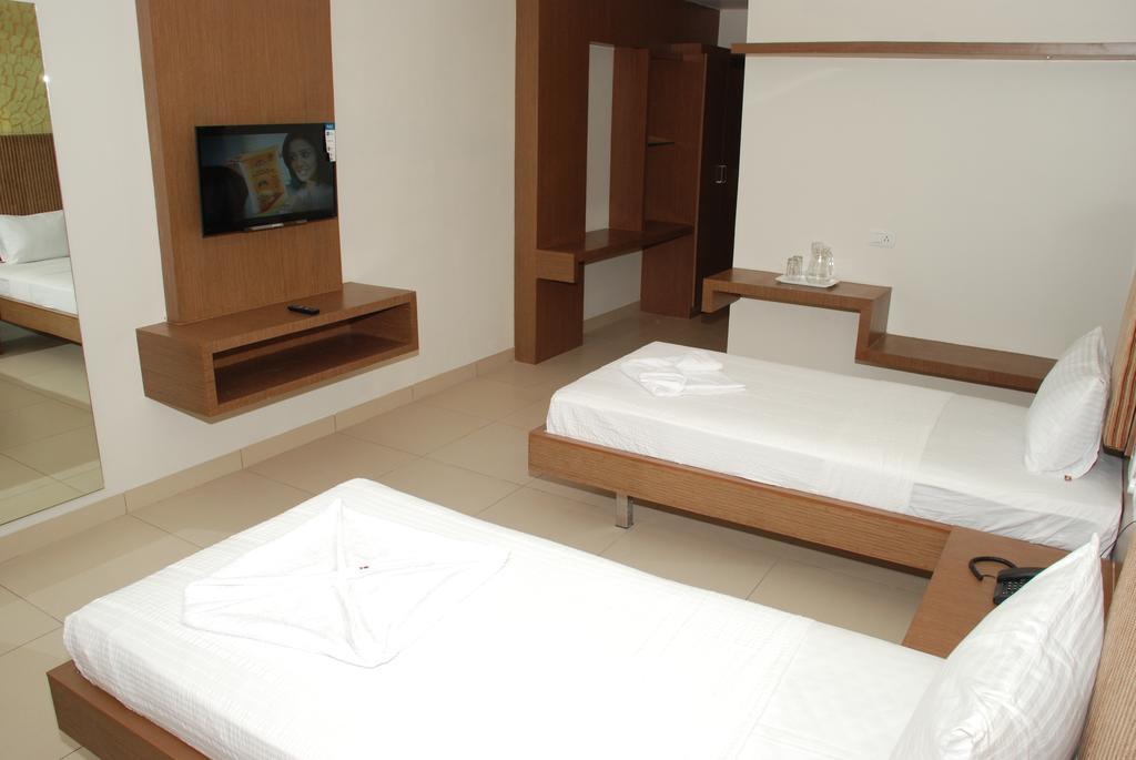 Hotel Pla Amrith Inn Tiruchirappalli 객실 사진